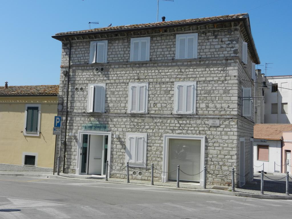 Affittacamere Le Tre Sorelle Sirolo Bagian luar foto